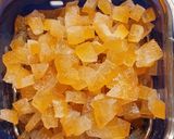 Foto del paso 1 de la receta: Budín de cáscara de naranja confitada