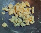 Foto langkah ke 2 dari resep Oseng Telur Kacang Panjang #week42.