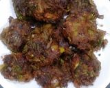 A picture of step 3 of Green Onion Fritters (Hare Pyaz ke Pakode).