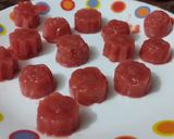 A picture of step 11 of Strawberry Candy.