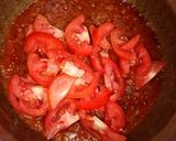 A picture of step 4 of White Chanay ka Salan 😋😋.