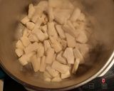 Une image de l'étape 2 de Velouté de céleri aux pommes.