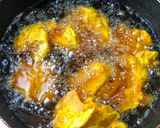 Foto langkah ke 5 dari resep Ayam Goreng Cabe Hijau.