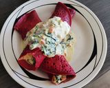 Foto del paso 6 de la receta: Panqueques de betarraga rellenos de pollo en crema con espinaca