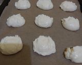 Foto langkah ke 8 dari resep Pão de Queijo (Roti Keju Brazil).
