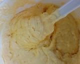 Foto langkah ke 3 dari resep Bolu Tape Keju.