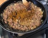 Une image de l'étape 5 de Farce/sauce au bœuf, courgette, tomates et oignon au bouillon de courge et cumin.
