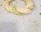 Foto del paso 11 de la receta: Corona trenzada de pan con pesto