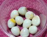 Foto langkah ke 1 dari resep Gulai daun singkong, kacang hijau dan telur puyuh.