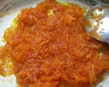 A picture of step 2 of Carrot ladoo.