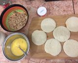 صورة لخطوة 1 من وصفة فطائر التوست بالجبنه السائله 😋