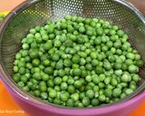 A picture of step 1 of How to preserve Peas (Matar)?.