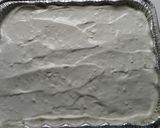 A picture of step 6 of Strawberry Delight Cake.