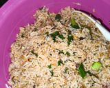 Gambar langkah 3 resipi Nasi goreng ikan sardin.