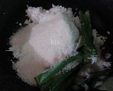 Foto langkah ke 1 dari resep Kue Pisang (Timphan Pisang Inti Kelapa) versi tanpa daun.