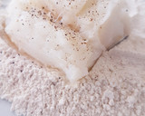 Foto del paso 2 de la receta: Lomos de bacalao dorados