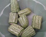 Foto langkah ke 1 dari resep Pare isi pepes kelapa (tidak pahit).