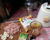 Foto langkah ke 1 dari resep Bakso dan tahu isi ayam.