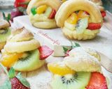 Foto langkah ke 11 dari resep Choux With Vanilla Pastry Cream.