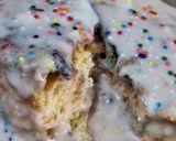 Foto del paso 5 de la receta: 🍓🍰Bizcocho bañado en frosting de fresa🍰🍓