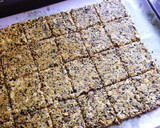 Foto del paso 7 de la receta: Crackers de semillas y avena