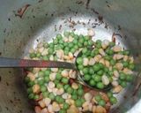 A picture of step 3 of Corn & Peas Pulav.