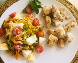 Foto del paso 5 de la receta: Pollo al limón fácil con ensalada de vegetales varios (todos de estación)