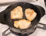 A picture of step 5 of Georgian Cuisine : Shkmeruli.