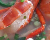 รูปขั้นตอนการทำที่ 2 ของ "ต้มยำกุ้ง" 🦐🥣 Black Tiger Shrimp Spicy Soup🌶