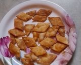 A picture of step 3 of Jackfruit Seed Nimki Chat.