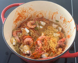 Foto del paso 5 de la receta: Fideuá de sepia y gambas