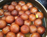 A picture of step 6 of Gulab jamun.
