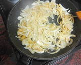 Foto del paso 3 de la receta: Solomillo de cerdo al horno con papas panaderas