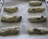 Foto del passaggio 4 della ricetta Ciabattine di Pane con Olive