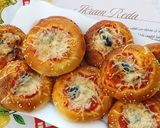 صورة لخطوة 6 من وصفة ميني بيتزا 🍕