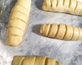 Foto langkah ke 3 dari resep *Roti isi Pisang Coklat versi dengan Minyak*.