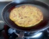 A picture of step 5 of Mix vegetable paratha.