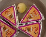 Sajtos tejfölös krumplifőzelék sült kolbásszal (rántásmentes és habarásmentes) recept fázis 3 fotója