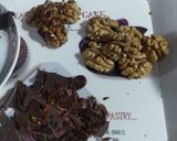 A picture of step 8 of Walnut phirni in chocolate square.