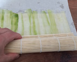 Foto del paso 2 de la receta: Sushi sin arroz de pepino Keto