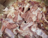 மட்டன் குருமா(mutton kurma recipe in tamil) ரெசிபி ஸ்டேப் 3 புகைப்படம்