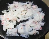 A picture of step 1 of Stir-Fried Rice Noodle Rolls with Soy Sauce (Pad See Ew Sen Kway Teow Lod).