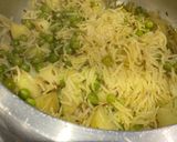 आलू मटर वाली खिचड़ी (Aloo Matar wali khichdi recipe in hindi) रेसिपी चरण 6 फोटो