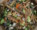 Foto langkah ke 4 dari resep Balado Teri Tawar Lenca Petai.