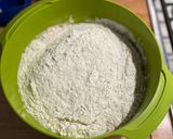 A picture of step 3 of Sourdough pizza.
