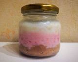 Foto del paso 7 de la receta: Postrecito tricolor de avena en frasco light para desayuno o merienda! Chocolate, frutilla y vainilla