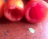 A picture of step 1 of Stuffed tomato with gravy.