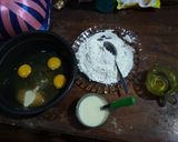 Foto langkah ke 1 dari resep Bolu marble mini.