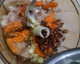 Foto langkah ke 2 dari resep Bakso ayam tanpa tepung (mpasi 8 bulan).