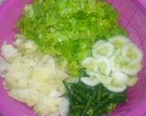Foto langkah ke 2 dari resep Gado - Gado Sidoarjo Jatim(Bumbu Kacang Dg Ketela Atau Ubi).